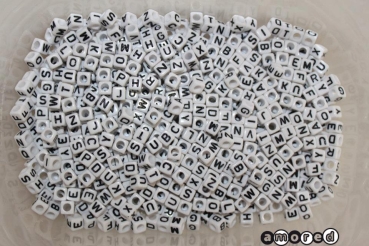 Kunstoffbuchstaben Würfel 7 mm (Set assortiert à 500 Stück)