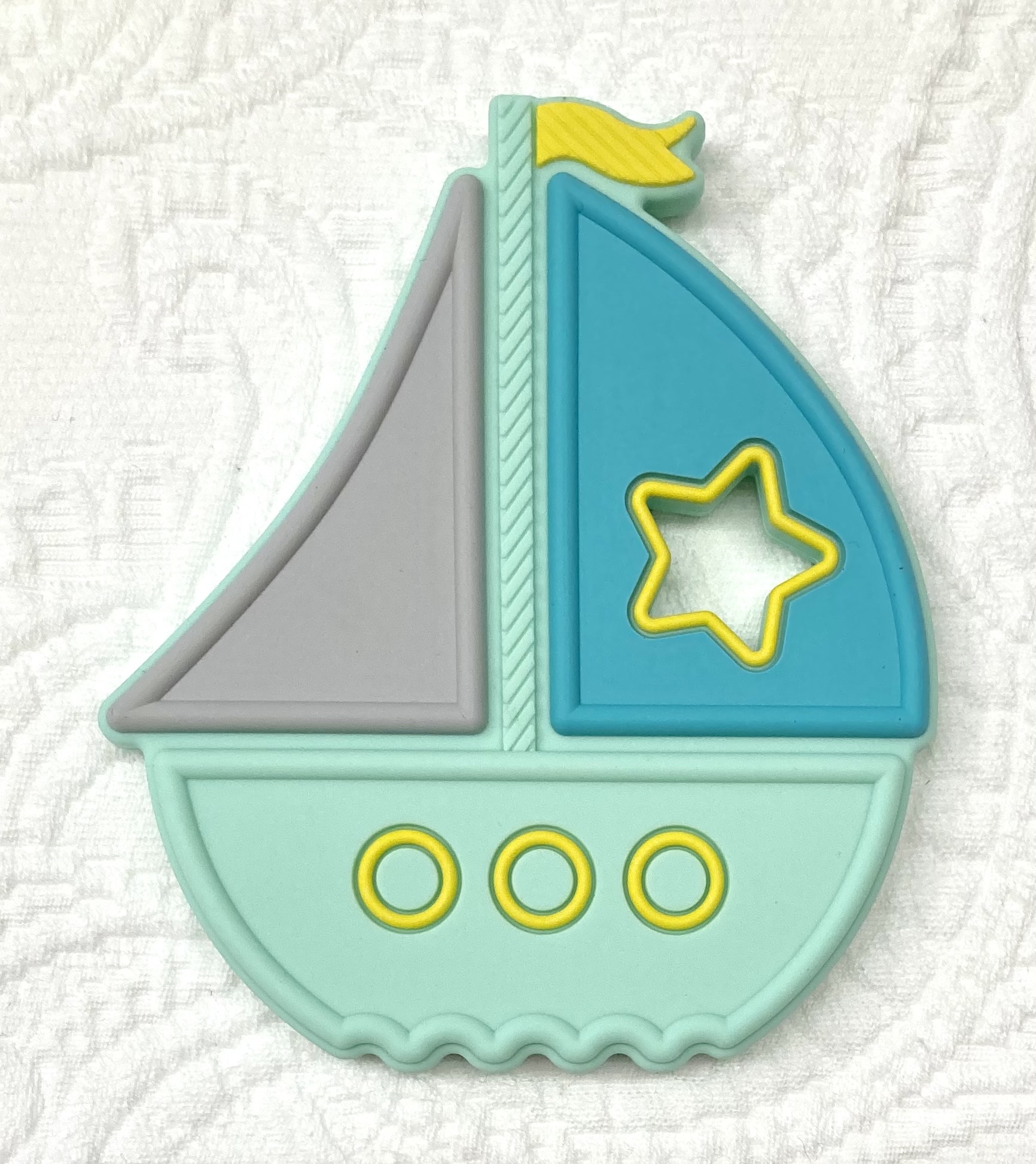 Beissanhänger Segelboot mint 
