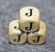Arial schwarz J