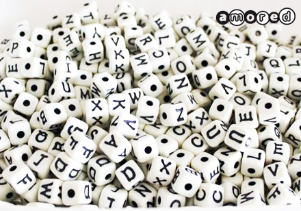 Kunstoffbuchstaben 11mm weiss-schwarz 