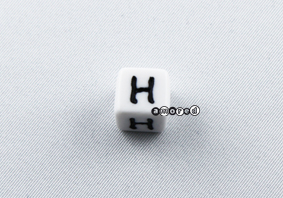 Kunstoffbuchstaben 11mm weiss-schwarz *H*