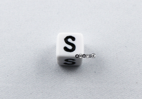 Kunstoffbuchstaben 11mm weiss-schwarz *S*