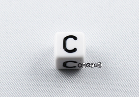 Kunstoffbuchstaben 10mm weiss-schwarz *C*