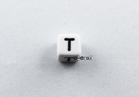 Kunstoffbuchstaben 10mm weiss-schwarz *T*