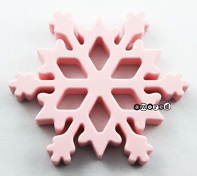 Beissanhänger Snowflake *by Simi* pastellrosa