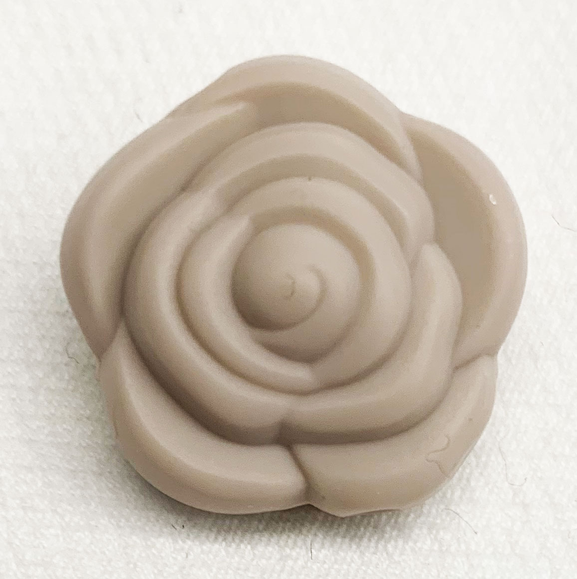 Beissmotiv Rose puderrosa 