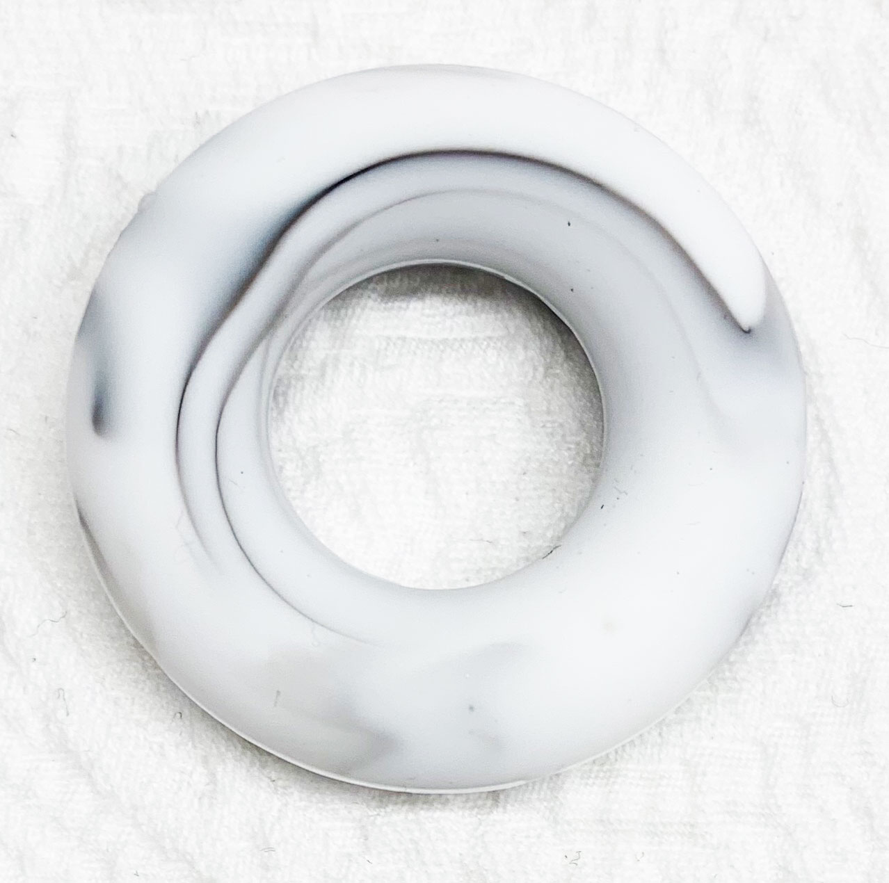 Beissringli/Donut Marmor weiss-grau 
