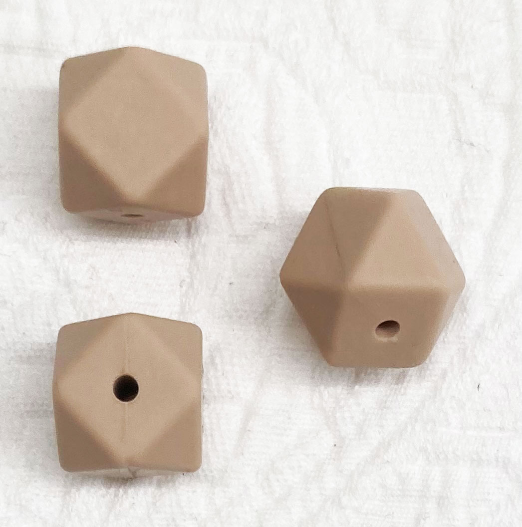 Beissmotiv Diamant Hexagon Haselnuss    